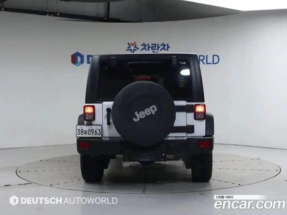 Jeep Wrangler 2016 3.6 Автомат в Москве № 170062, фото 4