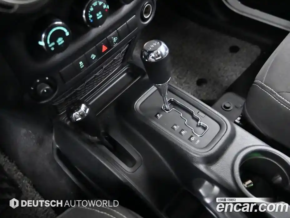 Jeep Wrangler 2016 3.6 Автомат в Москве № 170062, фото 9