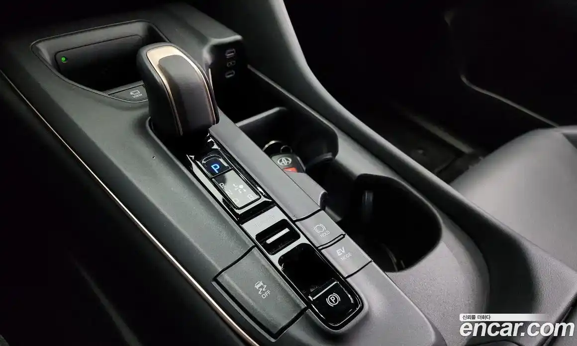 Toyota Crown 2023 2.5 Автомат в Москве № 170216, фото 3