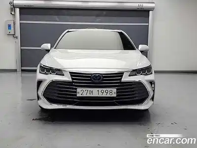 Toyota Avalon 2019 2.5 Автомат в Москве № 170355, миниатюра 2
