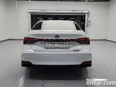 Toyota Avalon 2019 2.5 Автомат в Москве № 170355, миниатюра 3