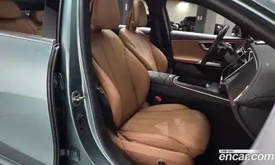 Mercedes-Benz E-Class 2025 2.0 Автомат в Москве № 173356, миниатюра 9