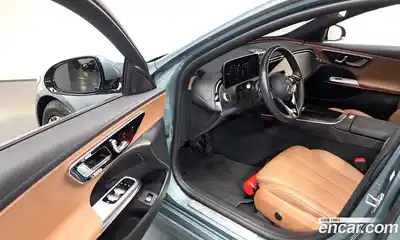 Mercedes-Benz E-Class 2025 2.0 Автомат в Москве № 173356, миниатюра 10