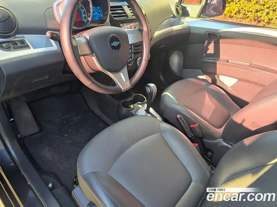 Chevrolet Spark 2015 1.0 Автомат в Москве № 175731, фото 13