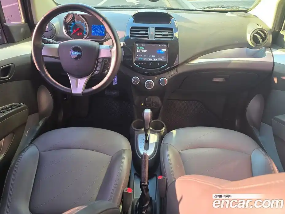 Chevrolet Spark 2015 1.0 Автомат в Москве № 175731, фото 15