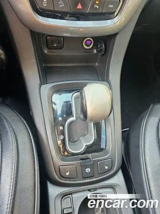 Chevrolet Captiva 2016 2.0 Автомат в Москве № 176114, фото 9