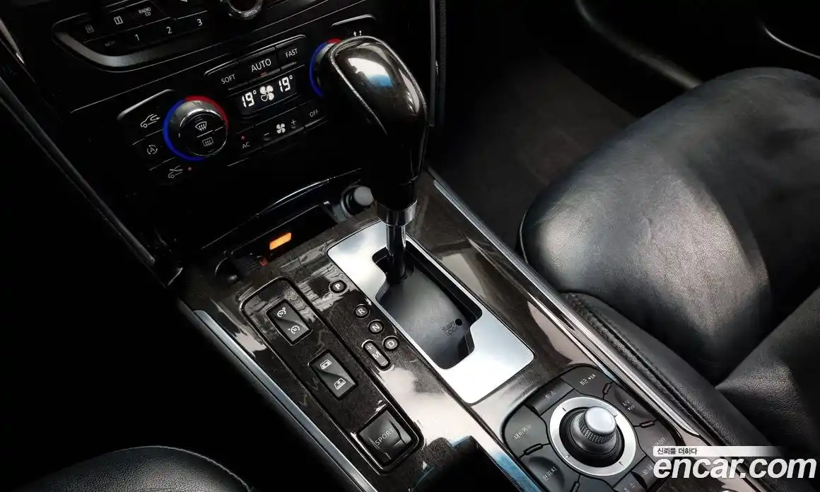 Renault SM7 2012 3.5 Автомат в Москве № 181970, фото 4