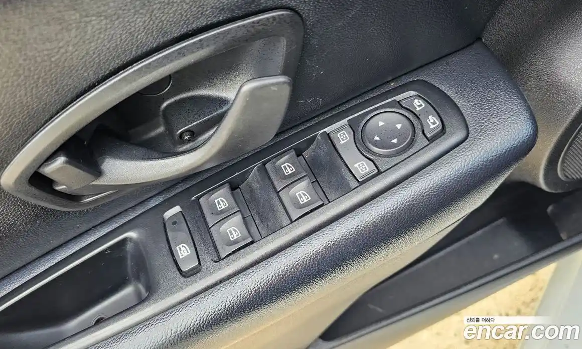 Renault SM3 2016 1.6 Автомат в Москве № 183535, фото 7