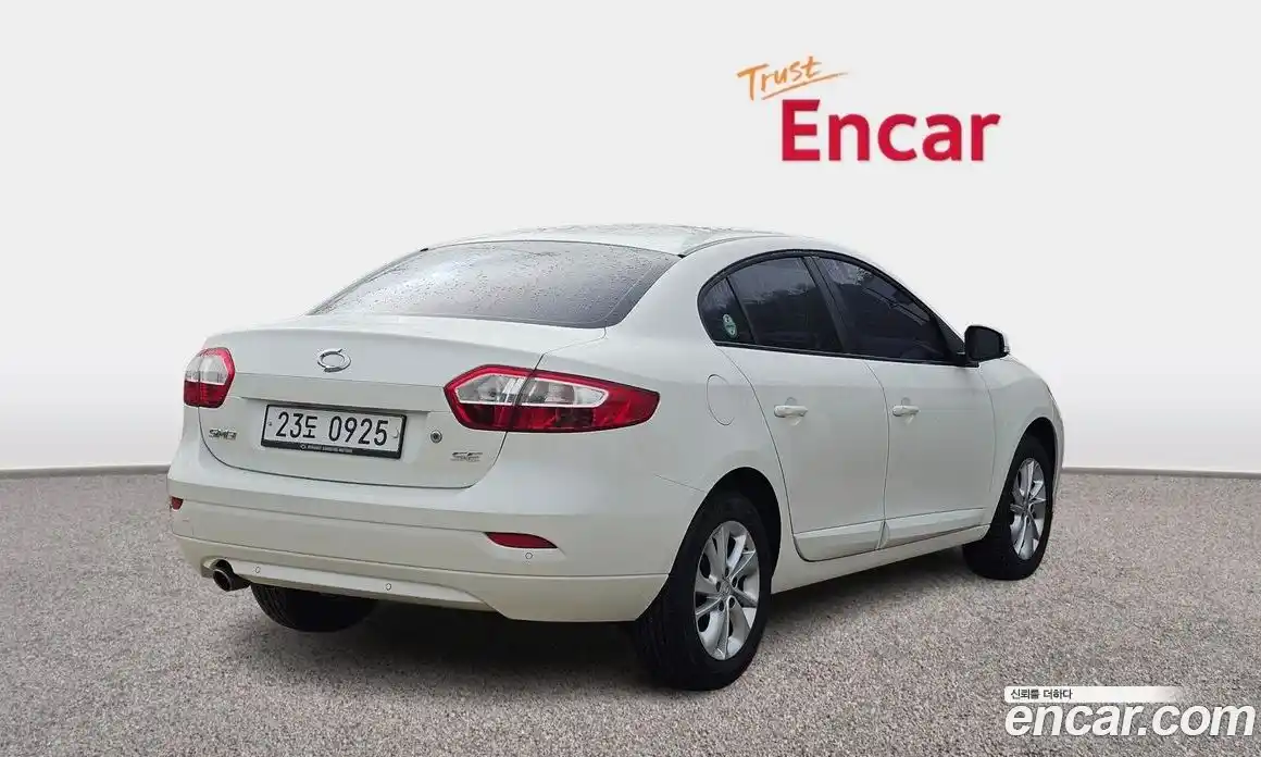 Renault SM3 2016 1.6 Автомат в Москве № 183535, фото 8