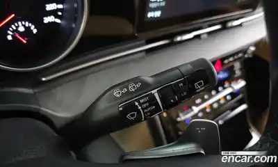 Kia Canival 2023 3.5 Автомат в Москве № 18457, миниатюра 8