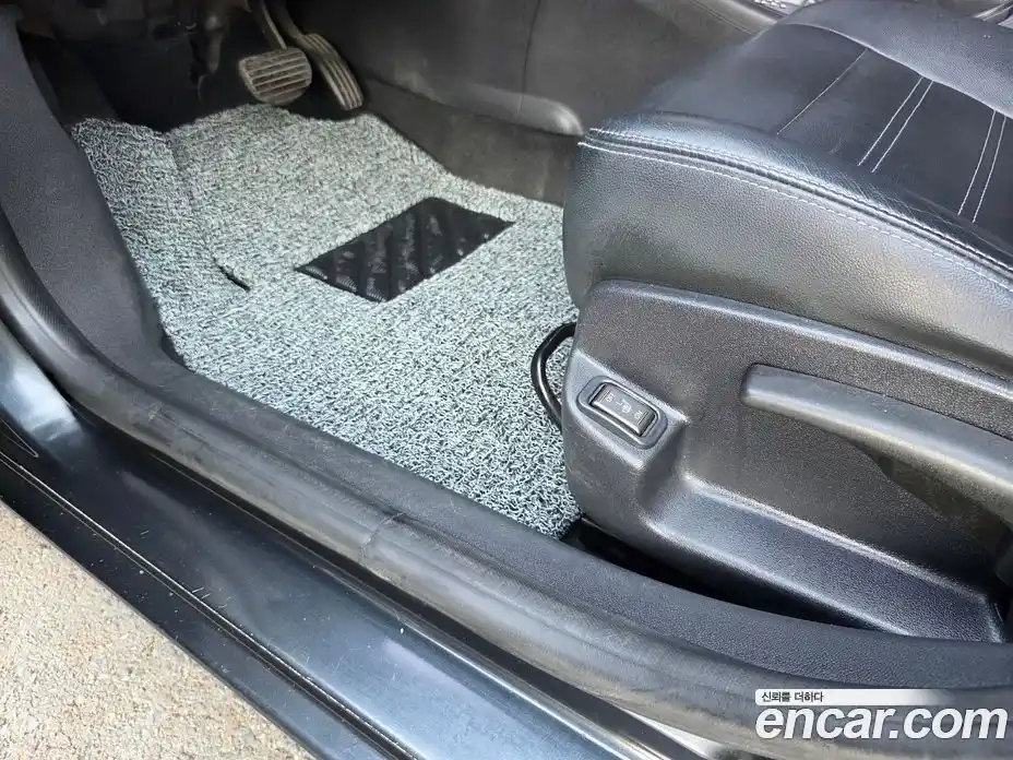 Renault SM3 2013 1.6 Автомат в Москве № 186523, фото 10