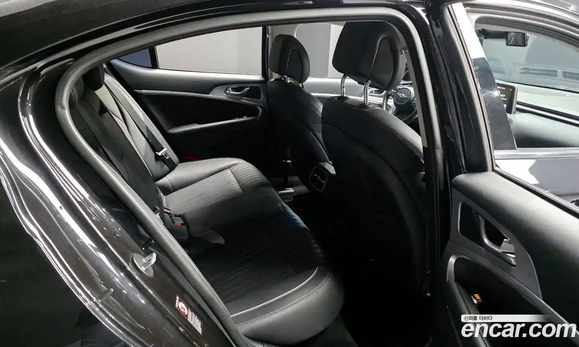 Genesis G70 2018 2.2 Автомат в Москве № 18726, фото 12