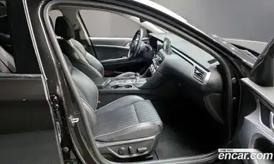 Genesis G70 2018 2.2 Автомат в Москве № 18726, миниатюра 10