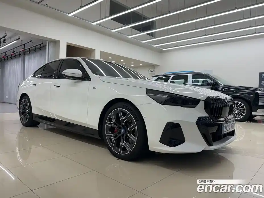 BMW 5-Series 2024 2.0 Автомат в Москве № 187948, фото 7