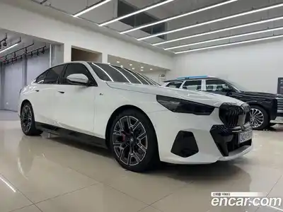 BMW 5-Series 2024 2.0 Автомат в Москве № 187948, миниатюра 7