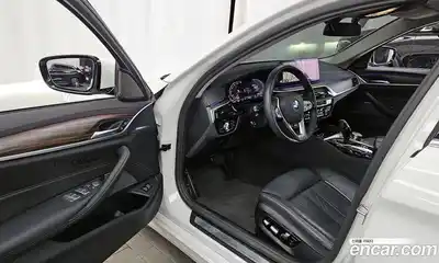 BMW 5-Series 2023 2.0 Автомат в Москве № 189146, миниатюра 11