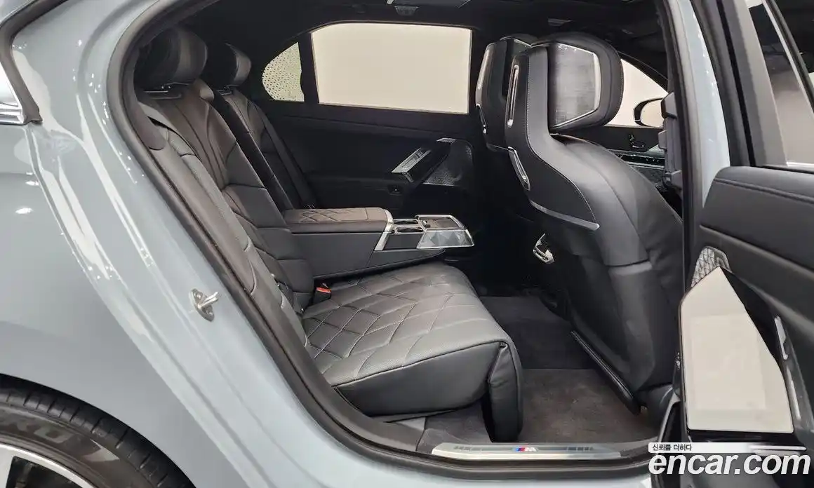 BMW i7 2023 0.3 Автомат в Москве № 189495, фото 15