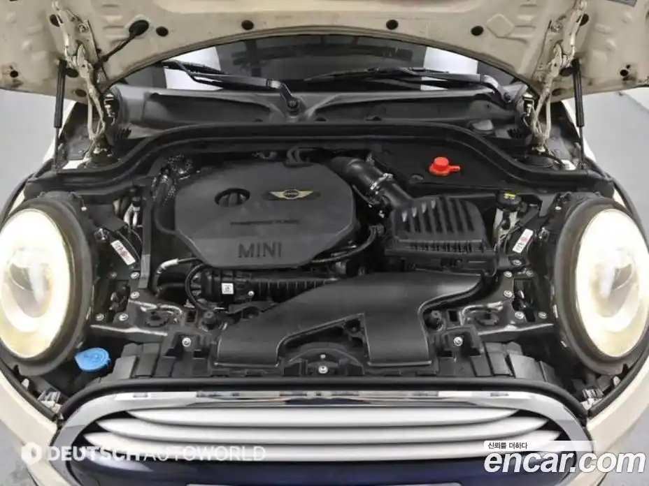 Mini Cooper 2015 1.5 Автомат в Москве № 190642, фото 6