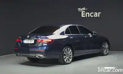 Mercedes-Benz E-Class, 2023