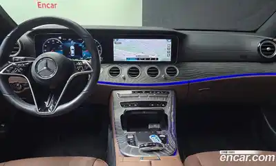 Mercedes-Benz E-Class 2023 2.0 Автомат в Москве № 192425, миниатюра 12