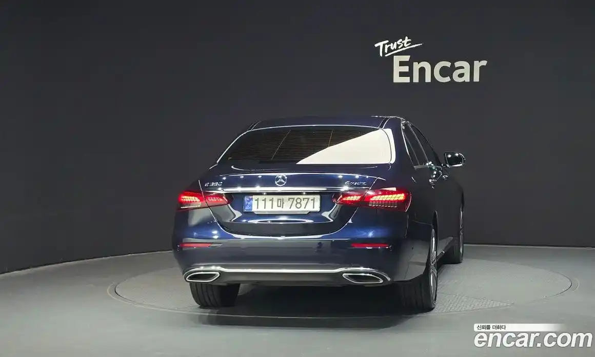 Mercedes-Benz E-Class 2023 2.0 Автомат в Москве № 192425, фото 13