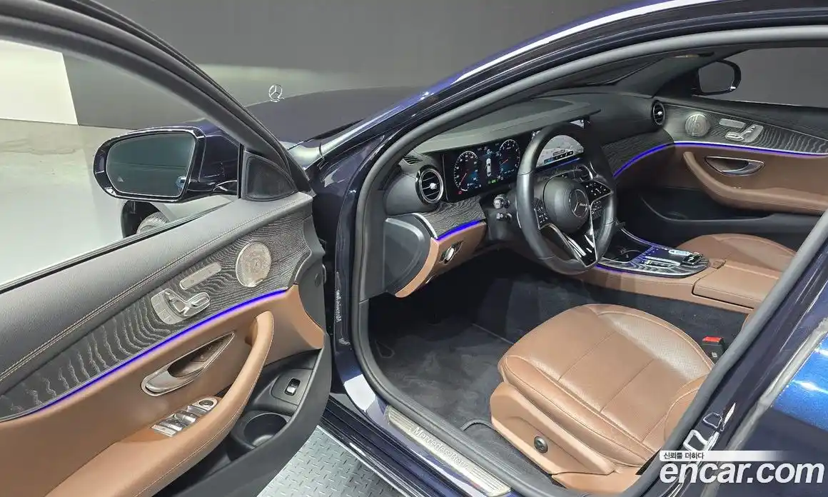 Mercedes-Benz E-Class 2023 2.0 Автомат в Москве № 192425, фото 19