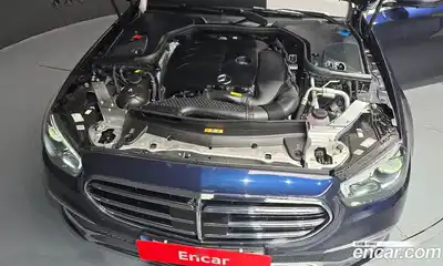 Mercedes-Benz E-Class 2023 2.0 Автомат в Москве № 192425, миниатюра 6