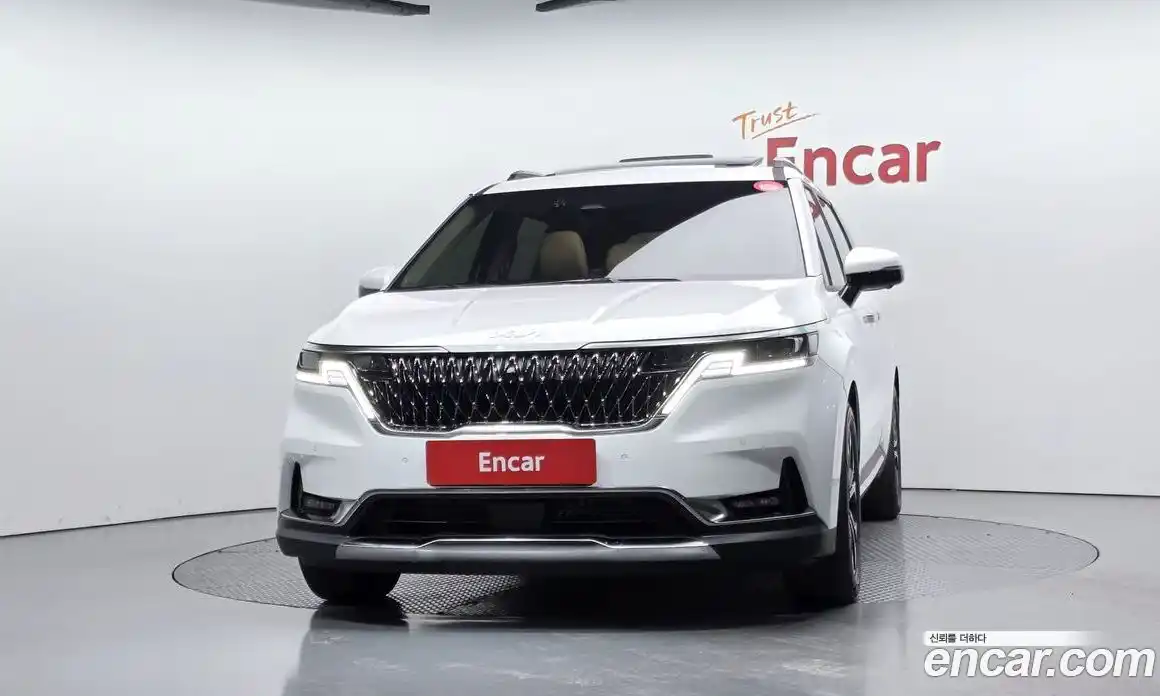 Kia Canival 2023 3.5 Автомат в Москве № 19295, фото 13