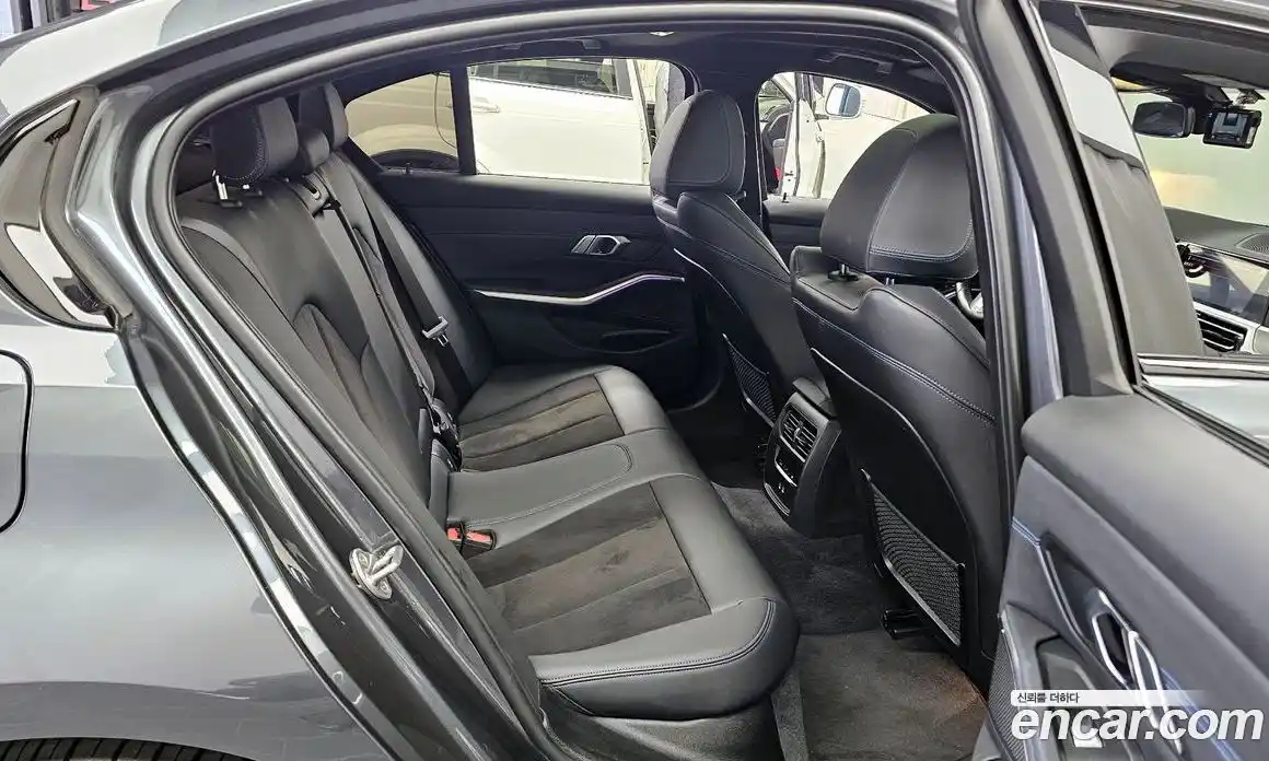 BMW 3-Series 2022 2.0 Автомат в Москве № 193161, фото 11