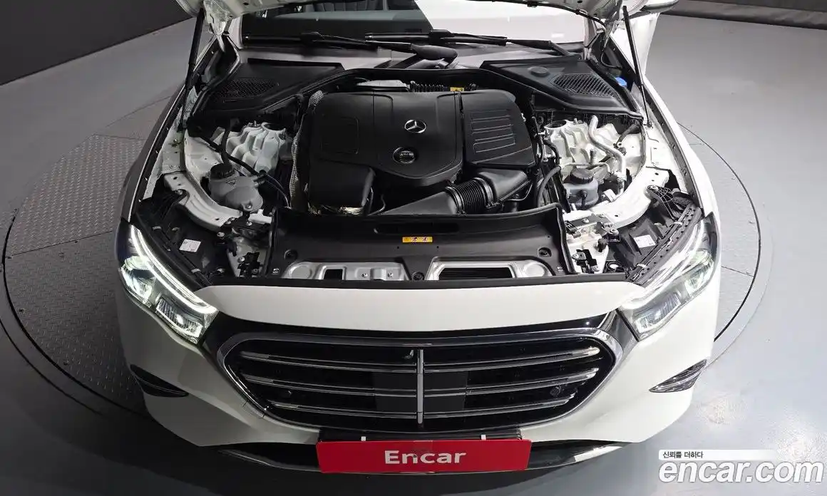 Mercedes-Benz E-Class 2025 2.0 Автомат в Москве № 193861, фото 6