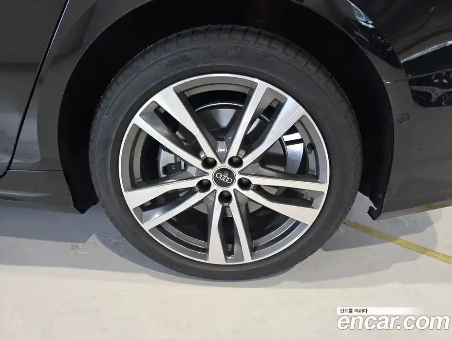 Audi A6 2023 2.0 Автомат в Москве № 195923, фото 16