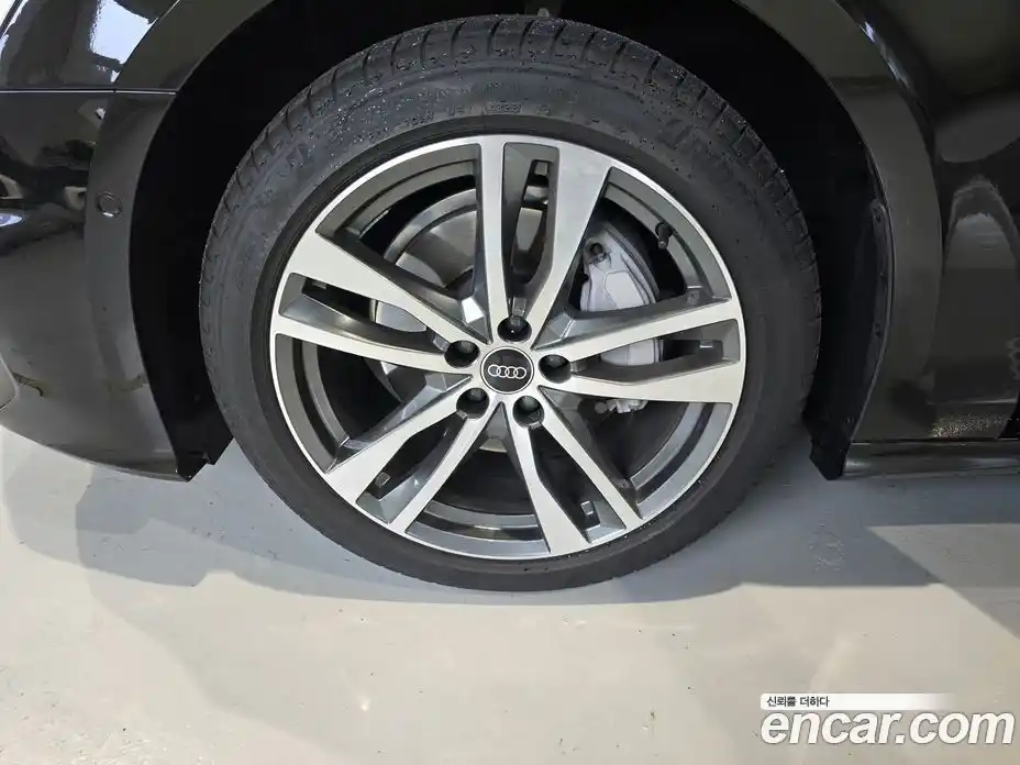 Audi A6 2023 2.0 Автомат в Москве № 195923, фото 17