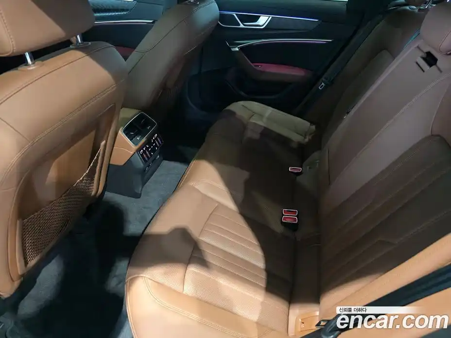 Audi A6 2023 2.0 Автомат в Москве № 195923, фото 8