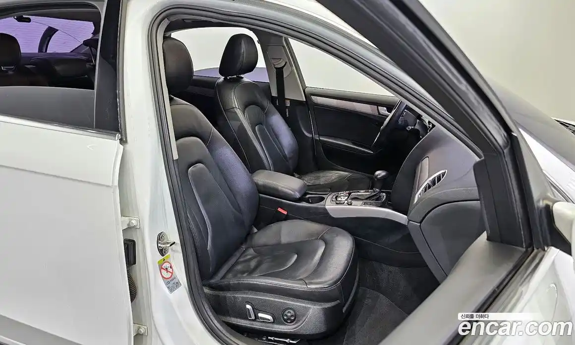 Audi A4 2015 2.0 Автомат в Москве № 196694, фото 12