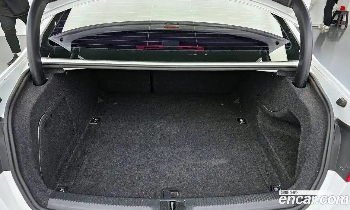 Audi A4 2015 2.0 Автомат в Москве № 196694, фото 20