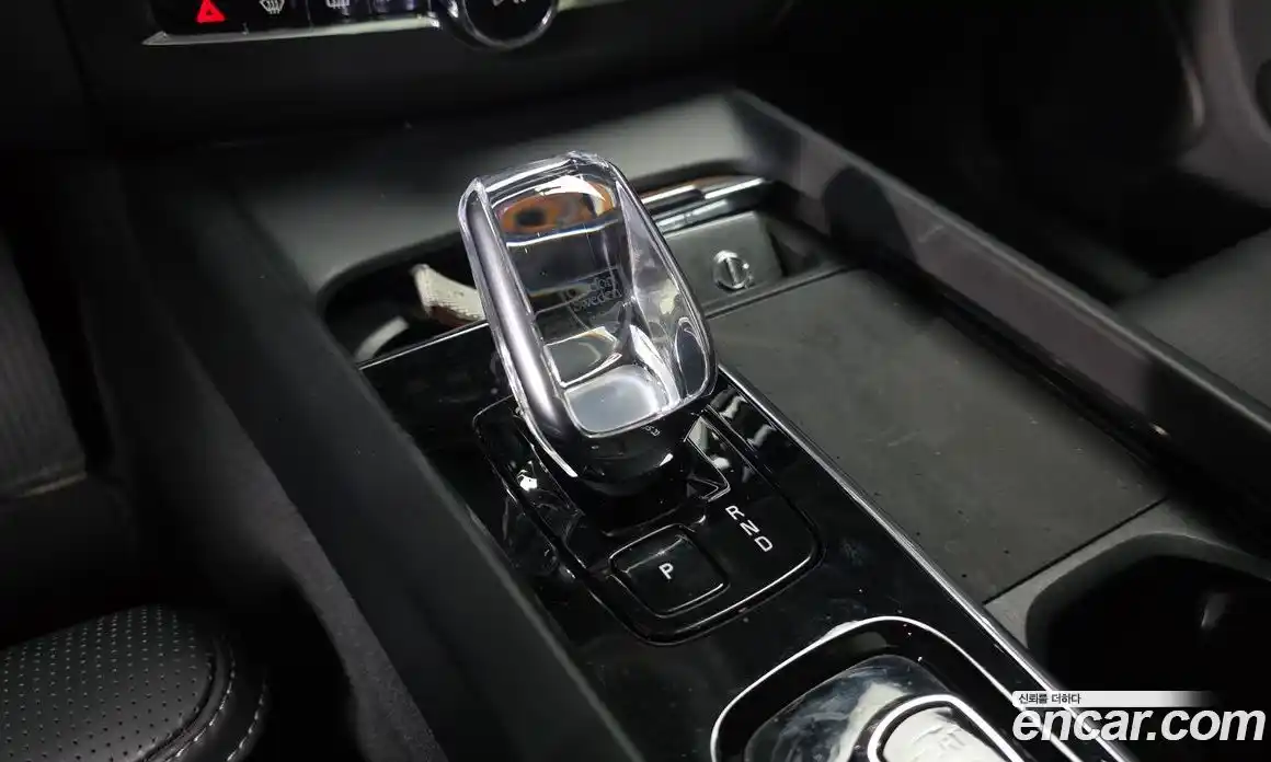 Volvo XC60 2023 2.0 Автомат в Москве № 196961, фото 9