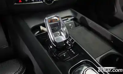 Volvo XC60 2023 2.0 Автомат в Москве № 196961, миниатюра 9