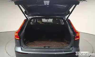 Volvo V60 2021 2.0 Автомат в Москве № 196968, миниатюра 7