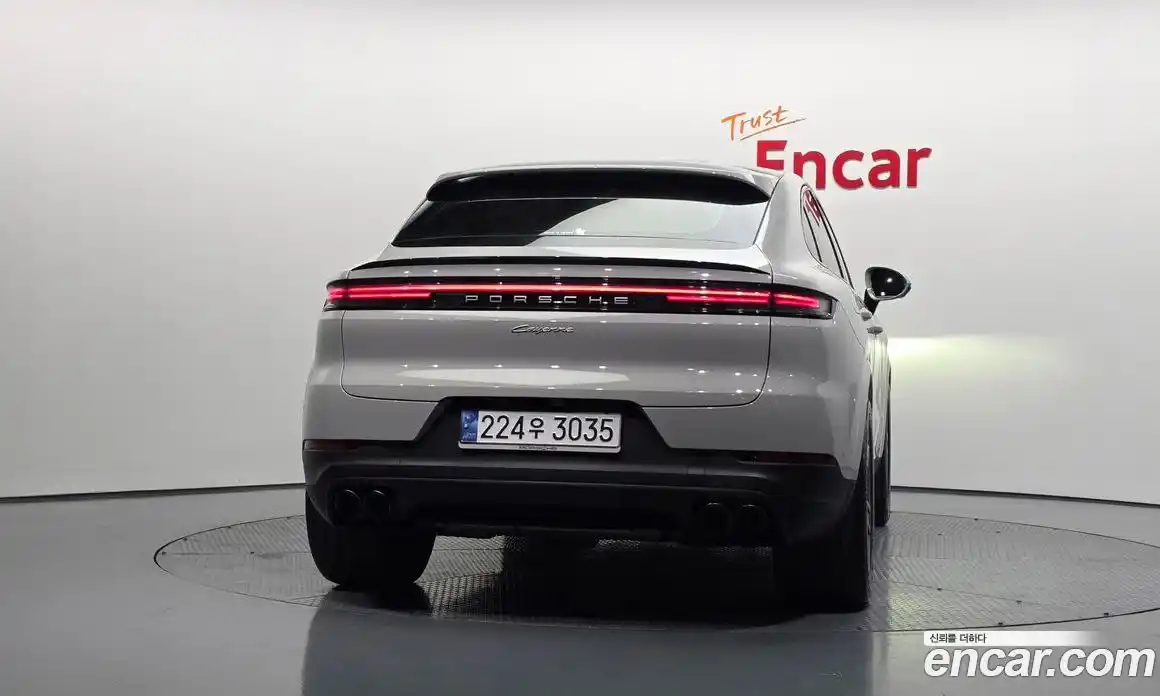 Porsche Cayenne 2024 3.0 Автомат в Москве № 197213, фото 4