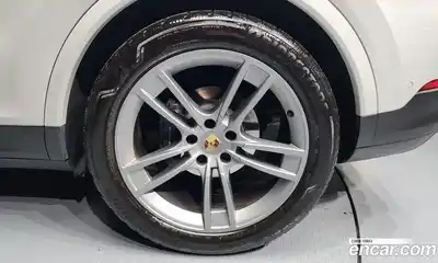 Porsche Cayenne 2024 3.0 Автомат в Москве № 197213, миниатюра 5