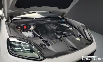 Porsche Cayenne 2024 3.0 Автомат в Москве № 197213, миниатюра 6