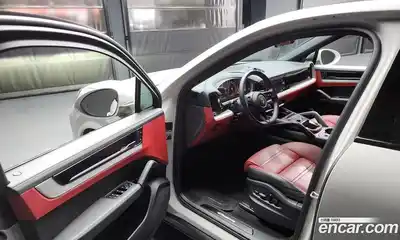 Porsche Cayenne 2024 3.0 Автомат в Москве № 197213, миниатюра 10