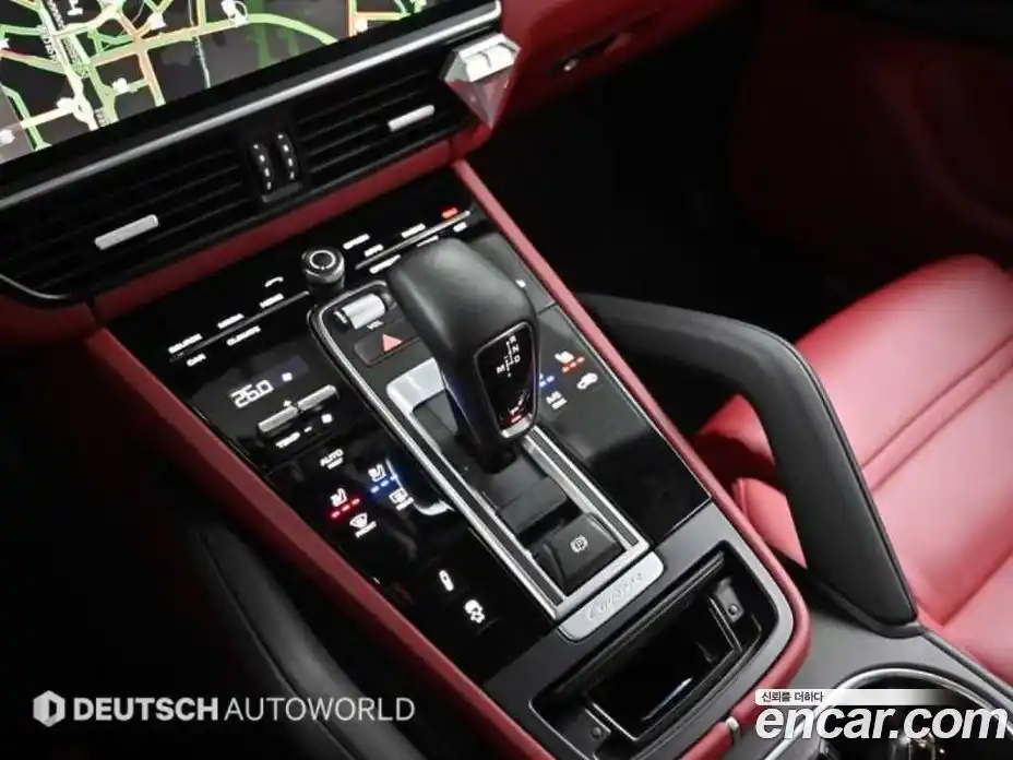 Porsche Cayenne 2023 3.0 Автомат в Москве № 197793, фото 17