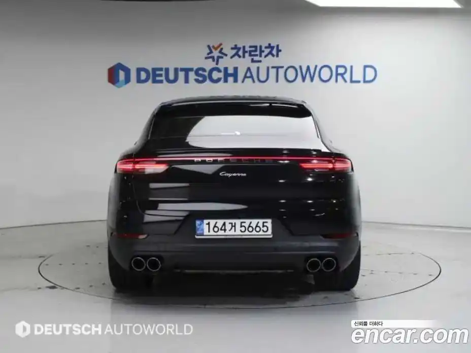 Porsche Cayenne 2023 3.0 Автомат в Москве № 197793, фото 4
