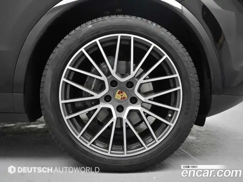 Porsche Cayenne 2023 3.0 Автомат в Москве № 197793, фото 5