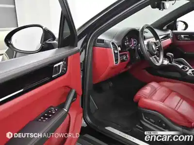 Porsche Cayenne 2023 3.0 Автомат в Москве № 197793, миниатюра 8