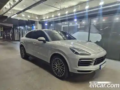 Porsche Cayenne 2023 3.0 Автомат в Москве № 197837, миниатюра 2