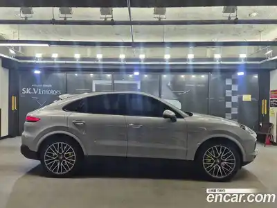 Porsche Cayenne 2023 3.0 Автомат в Москве № 197837, миниатюра 3