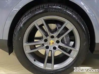 Porsche Cayenne 2024 3.0 Автомат в Москве № 197871, миниатюра 11