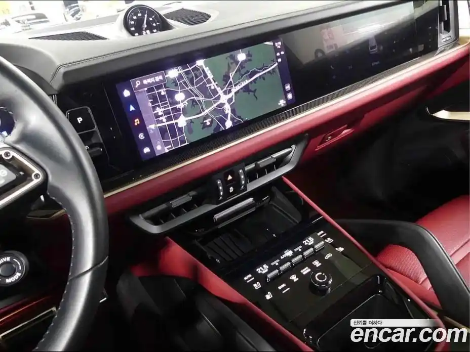 Porsche Cayenne 2024 3.0 Автомат в Москве № 197871, фото 16